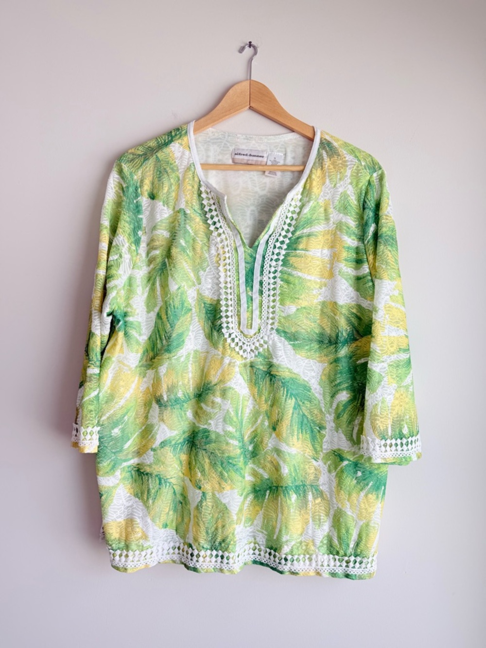 Alfred Dunner Tropical Palm Print Top 1X Green Yellow Lace Trim 3/4 Sleeve